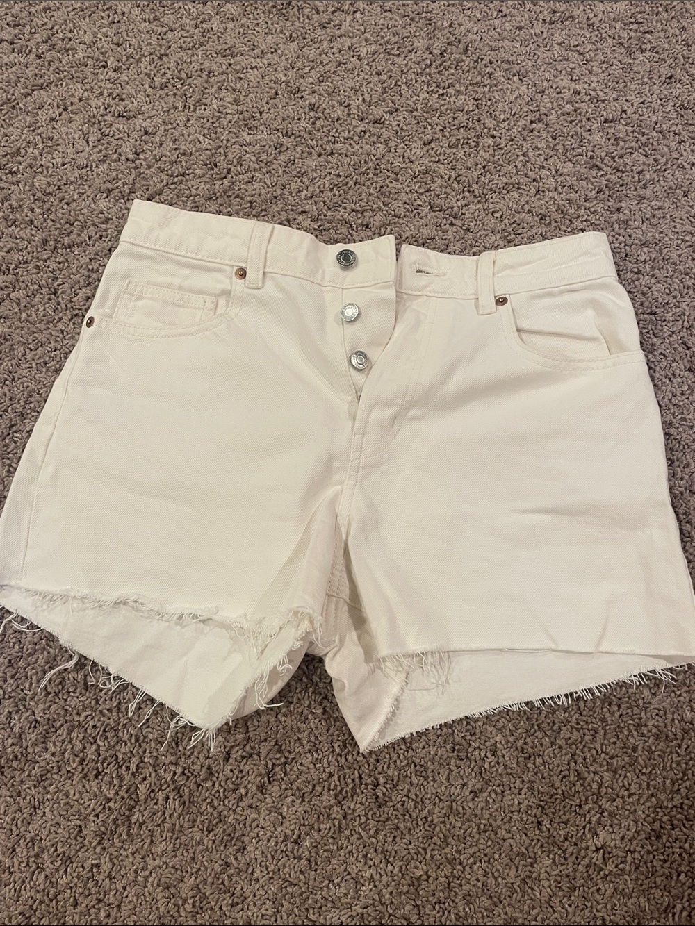 H&M Cream Raw-Hem Denim Shorts